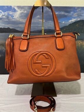 Gucci Pebbled Calfskin Small Soho Top Handle Bag Metallic Copper